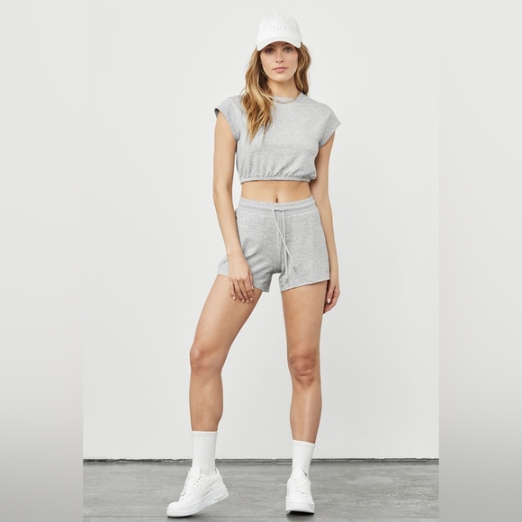 Alo Yoga Dreamy Short in Athletic Heather Grey - Picture 4 of 6